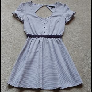 Searsucker Dress with Keyhole Back